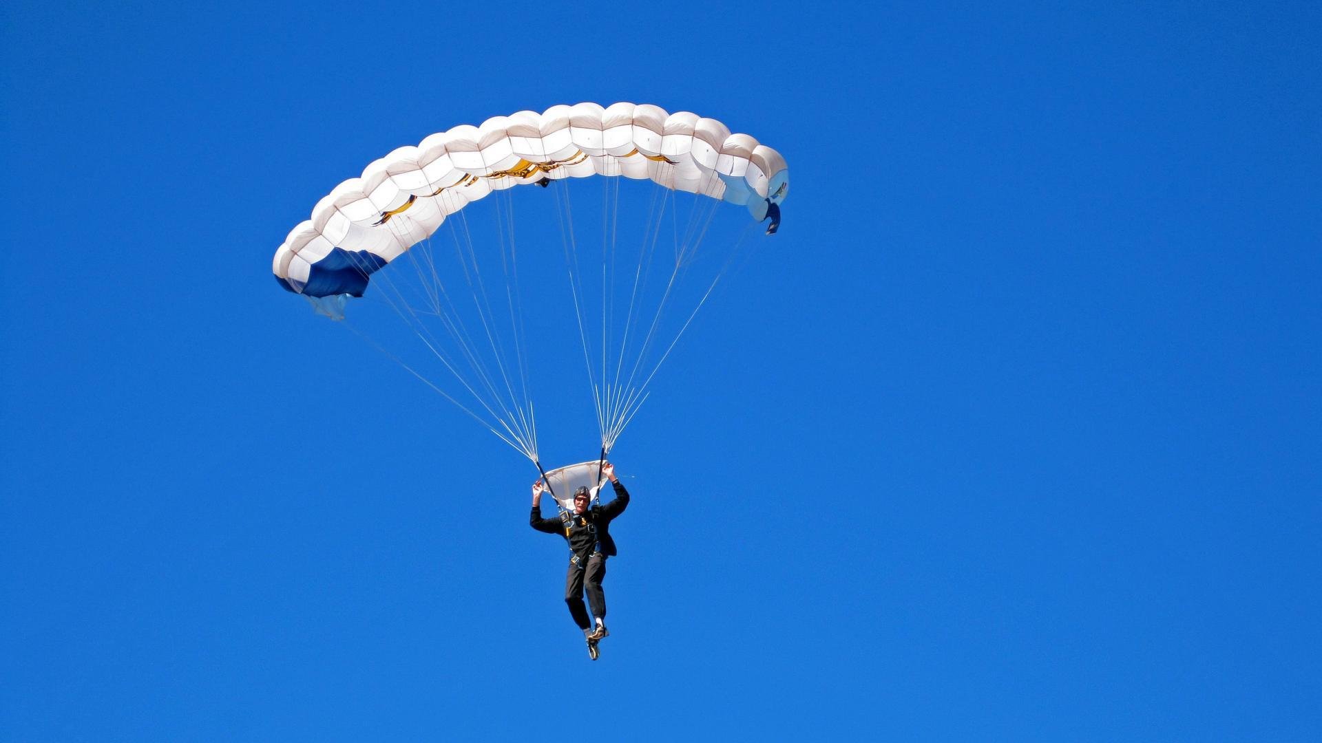 足球青训分析报告显示区域差异明显，足球青训3大基础